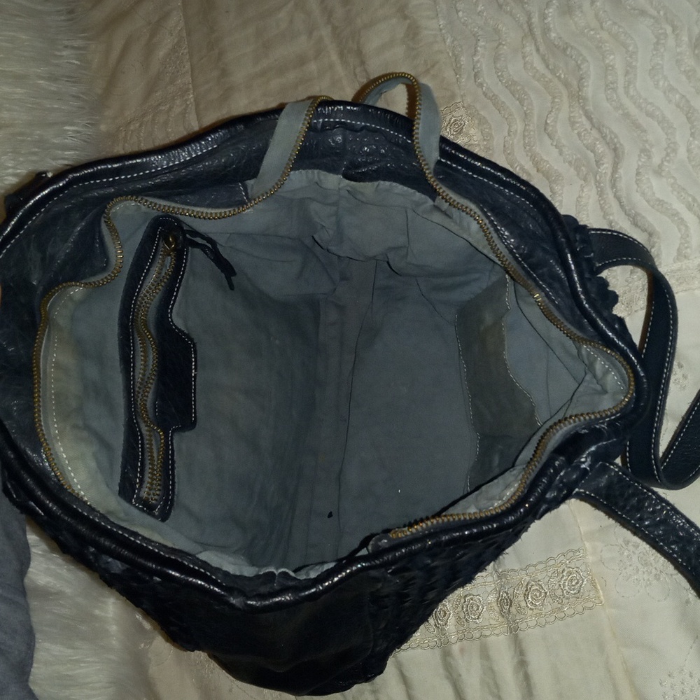 Leather Black Pebbled Weaved Shoulder Bag Purse - Picture 8 of 16